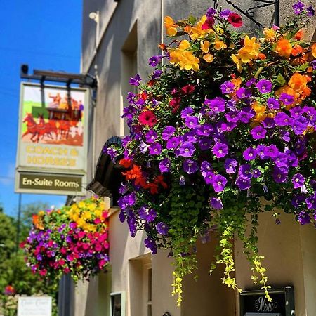 The Coach And Horses Inn Chepstow Eksteriør bilde