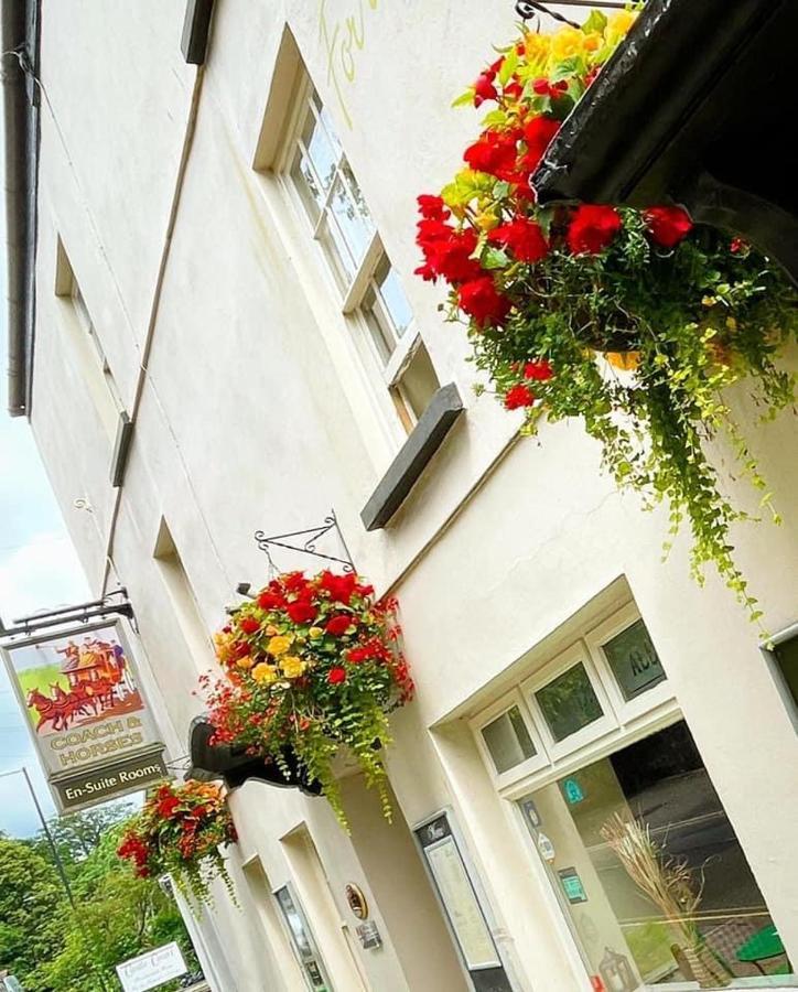 The Coach And Horses Inn Chepstow Eksteriør bilde