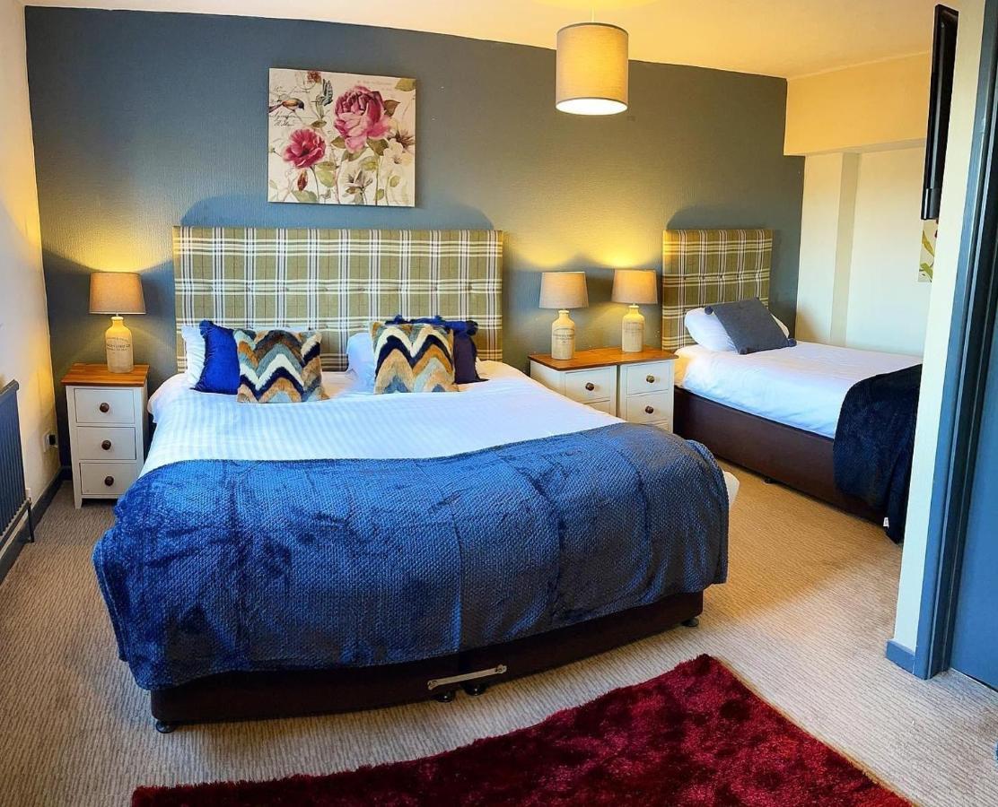 The Coach And Horses Inn Chepstow Eksteriør bilde