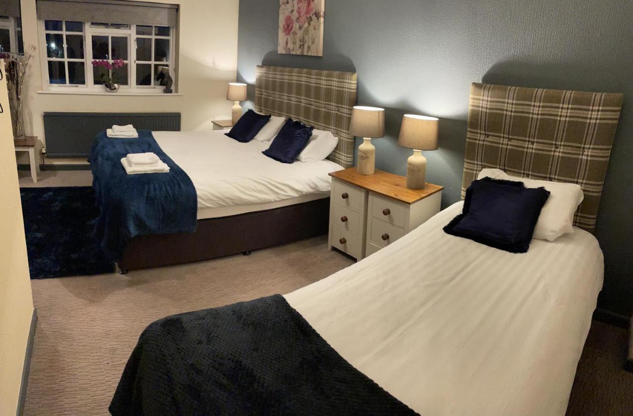 The Coach And Horses Inn Chepstow Eksteriør bilde