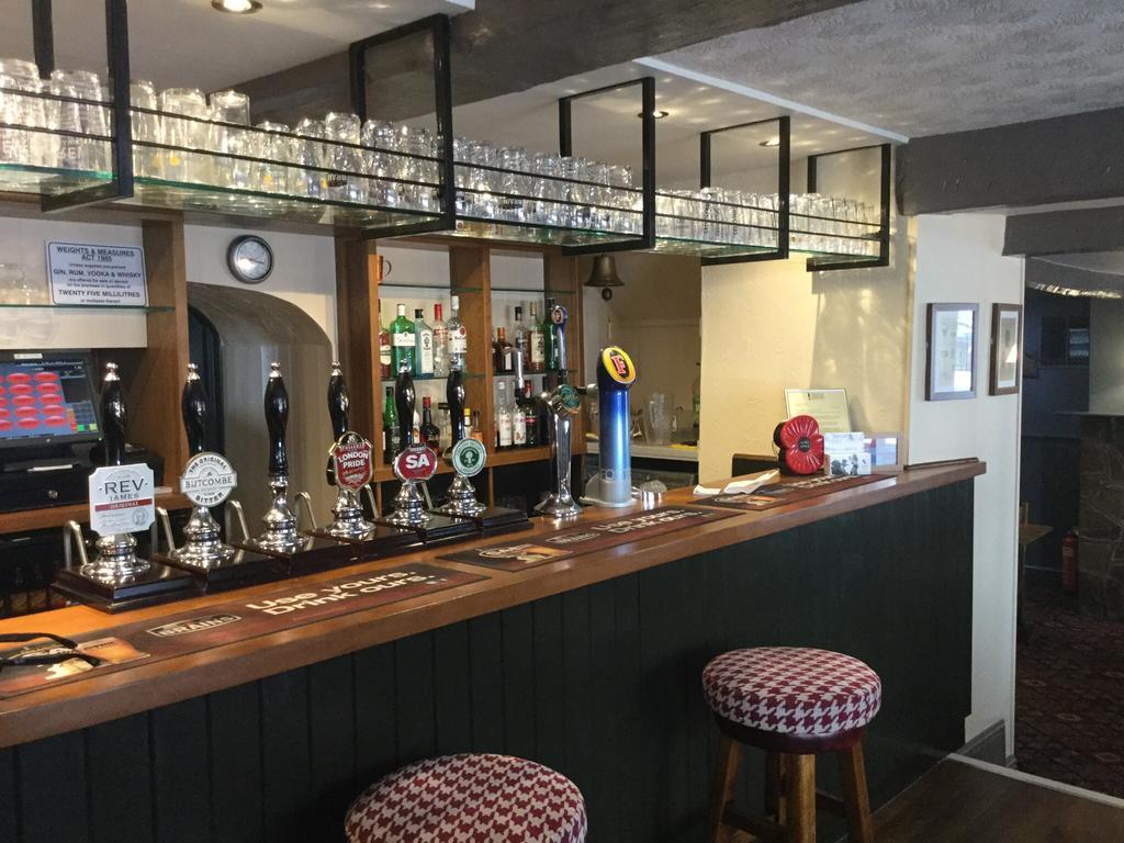 The Coach And Horses Inn Chepstow Eksteriør bilde