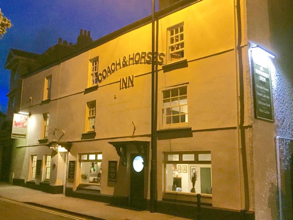 The Coach And Horses Inn Chepstow Eksteriør bilde